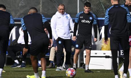 incontro-adl-calzona-il-napoli-riparte-da-pressing-4-3-3-e-zielinski-2,