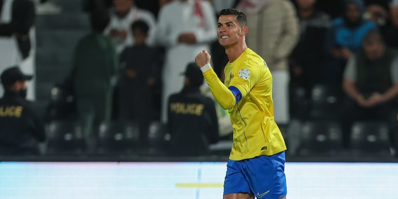 lex-leggenda-francese-si-scaglia-contro-cristiano-ronaldo-deve-stare-zitto-2,