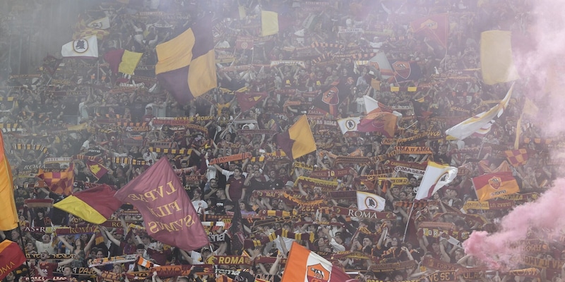 roma-domenica-partita-speciale-con-il-sassuolo-il-motivo-riguarda-i-tifosi-2,