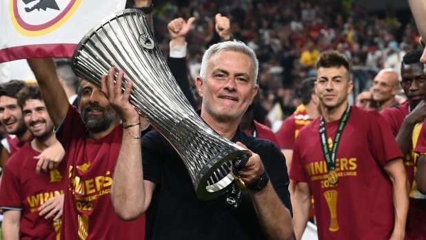 mourinho-a-roma-ho-giocato-due-finali-con-un-club-che-non-ne-ha-fatte-molte-2,