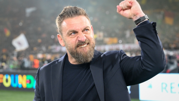 vucinic-de-rossi-per-non-far-rimpiangere-uno-come-mou-bisogna-essere-davvero-bravi-2,