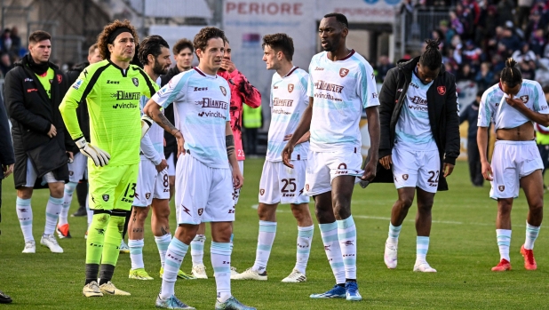 salernitana-crisi-senza-fine-e-tutti-in-ritiro-il-comunicato-del-club-2,