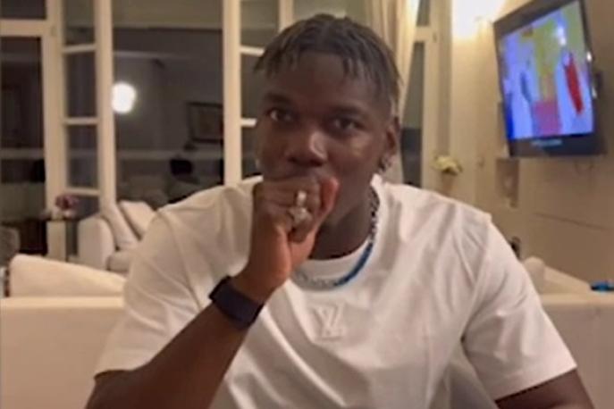 video-instagram-cuadrado-festeggia-il-compleanno-con-pogba-2,