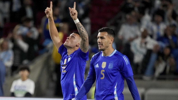 lautaro-rompe-il-digiuno-di-gol-carboni-esordisce-largentina-si-tinge-di-nerazzurro-2,