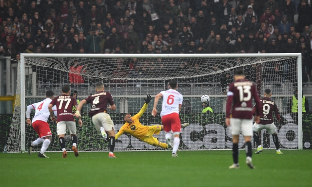 torino-tre-punti-per-la-zona-europa-col-monza-decide-un-rigore-di-sanabria-2,