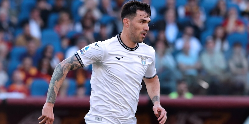 Raiola rassicura Lotito: "Romagnoli resta alla Lazio"