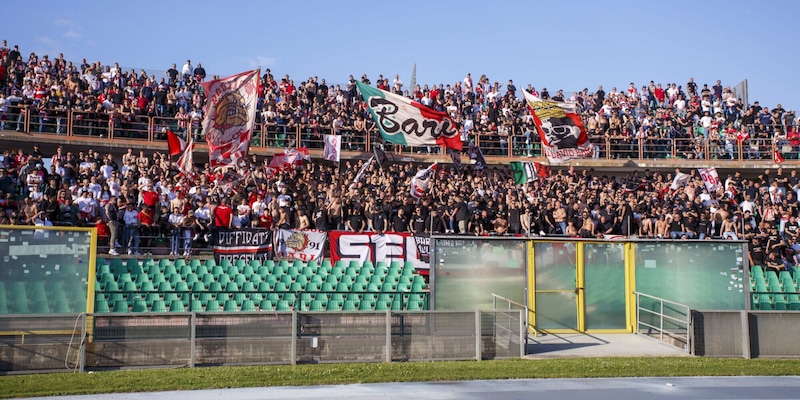 Bari in ritiro ad Altamura in vista del Parma: la decisione dopo il ko di Cosenza