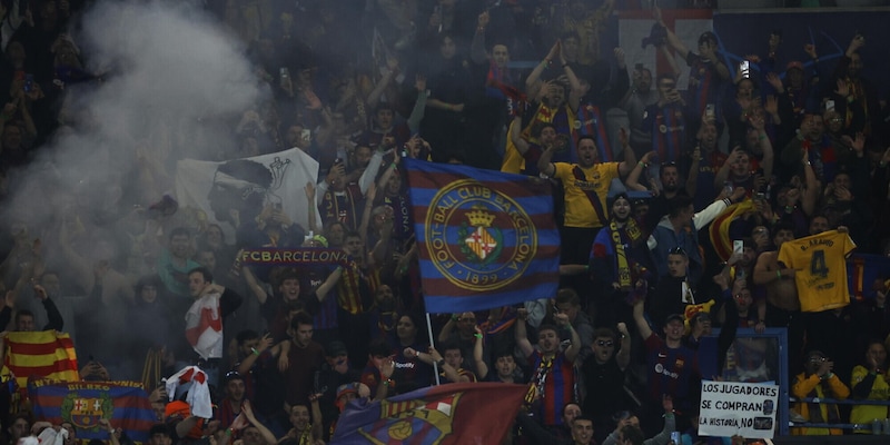 psg-barcellona-tifosi-spagnoli-fermati-per-saluti-nazisti-2,