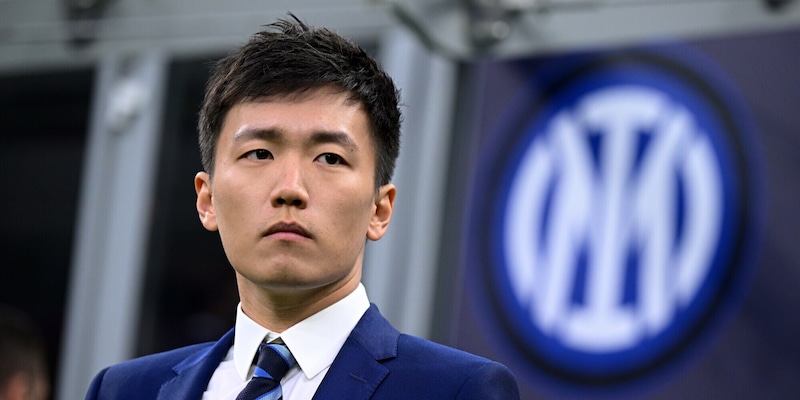 Bloomberg: "Inter, Zhang avvia prestito con Oaktree e Pimco per rifinanziare il prestito"