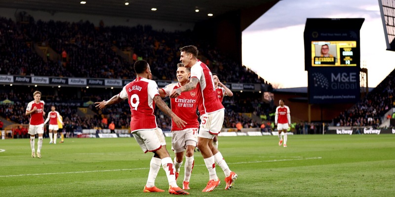 Premier League, l'Arsenal rialza la testa e torna al comando della classifica