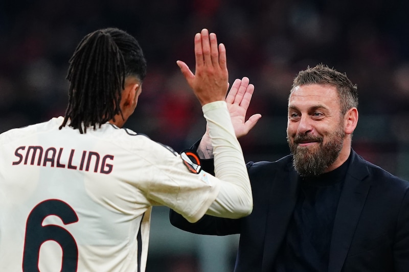 Roma, quanto ti era mancato Smalling? Il gesto contro il Milan da vero leader