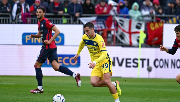 cagliari-verona-le-pagelle-bonazzoli-guizzo-da-7-sulemana-65-luomo-in-piu-2,