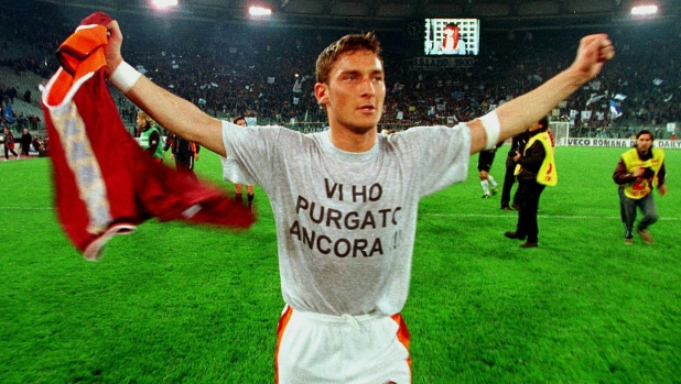 25-anni-fa-totti-divento-virale-prima-dei-social-2,