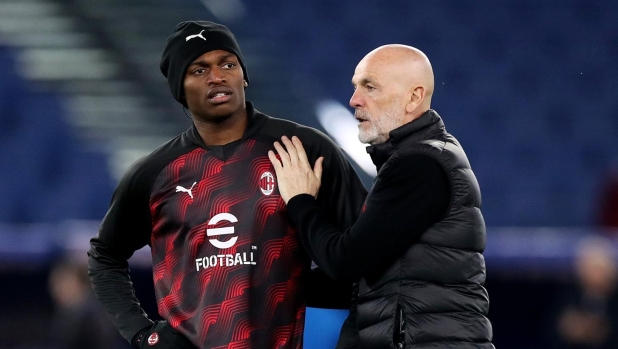 Milan, Pioli ha scelto: si gioca l'ultimo derby con Leao da 9