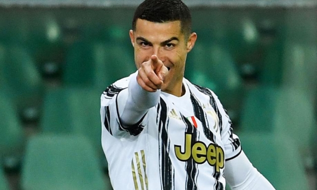 L'inchiesta stipendi, la "carta di Ronaldo" e le intercettazioni: la ricostruzione della vicenda