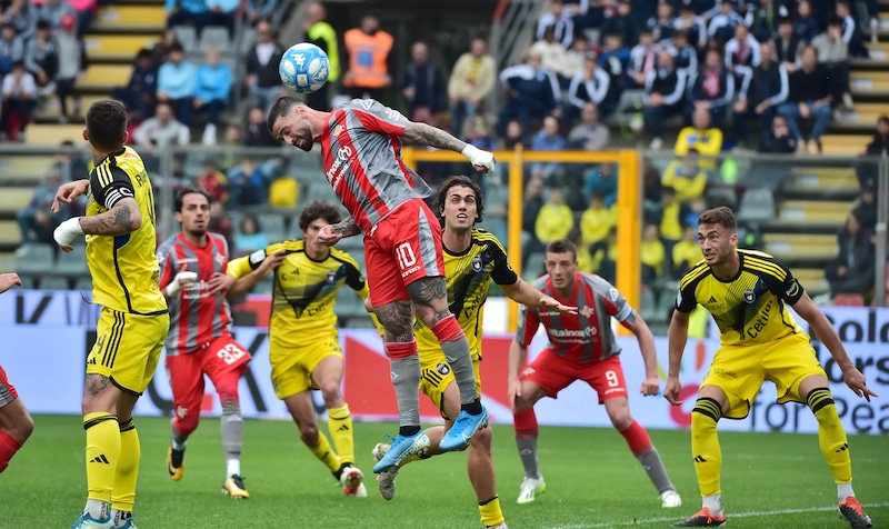Serie B, la Cremonese batte il Pisa: Aquilani fuori dalla zona playoff