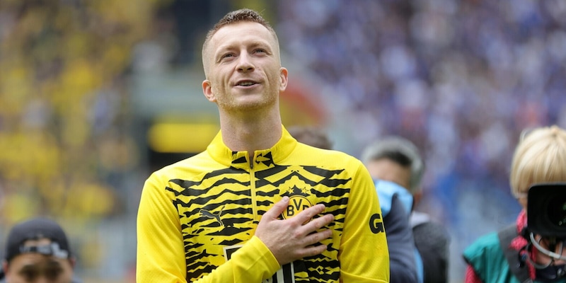 Incredibile Marco Reus, paga una birra a ogni tifoso: addio da brividi