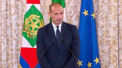 Ministro della Difesa eletto a Corto Muso: Allegri al Quirinale diventa virale