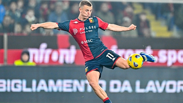 Inter, ecco l'offerta per Gudmundsson: prestito con riscatto più Zanotti e Satriano