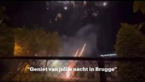 I tifosi del Bruges lanciano fuochi d'artificio sotto l'hotel della Fiorentina: il video