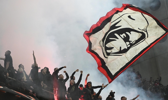 Arrestati tre ultrà del Milan: hanno accoltellato un 25enne dopo il match col Cagliari