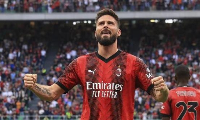 Giroud ufficializza l'addio al Milan: "Orgoglioso per tutto. Ma ora, prima la famiglia"