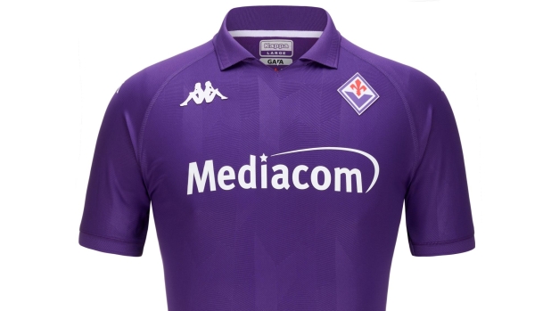 Fiorentina, ecco la nuova maglia per la stagione 24/25