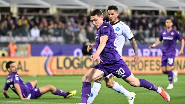 Fiorentina-Napoli, le pagelle: Arthur ok in regia, 6,5, Kvara dà l'anima, 7