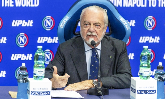 La denuncia di De Laurentiis: "Troppa libertà per i procuratori"