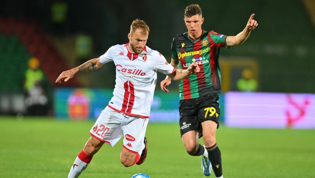 LIVE Ternana-Bari 0-1: angolo di Sibilli e capitan Di Cesare segna con una girata al volo