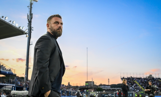 De Rossi: "Un onore allenare la Roma. L'Atalanta? Noi fuori dalla Champions per i nostri risultati"