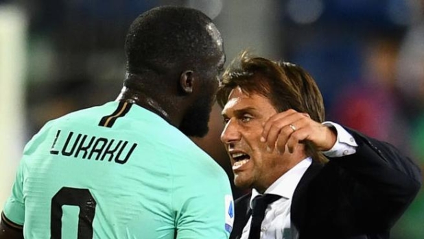 Lukaku-Conte, per i bookie il Napoli riparte da qui: le quote