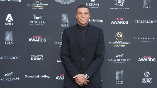 Milan, senti Mbappé: "Non si sa mai cosa può succedere, in A solo coi rossoneri..."