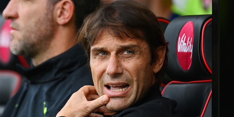 Napoli, ecco quando firma Conte: De Laurentiis è in Italia 1 Napoli, ecco quando firma Conte: De Laurentiis è in Italia