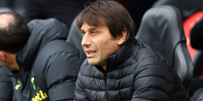 Conte al Napoli, salta la presentazione al San Carlo: le alternative