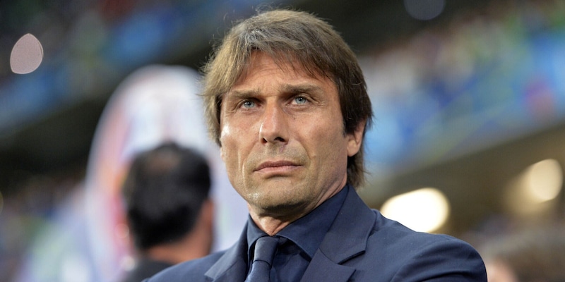 Conte è a Napoli, ieri notte è sbarcato a Capodichino