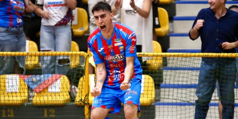 Meta Catania verso la finale delle finali scudetto. I tiri mancini di Michele Podda