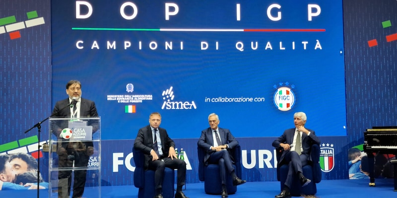 Lollobrigida a Casa Azzurri: "Nazionale eccezionale prodotto Italia"