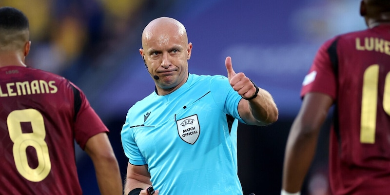 Italia-Svizzera, scelto l’arbitro del match: fischia Marciniak