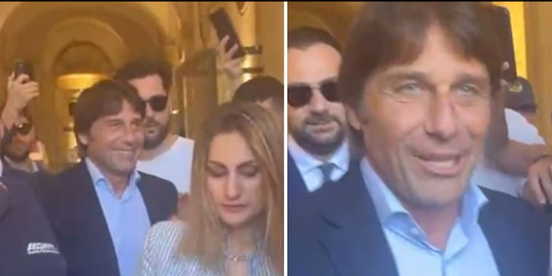 Conte e la prima promessa ai tifosi dopo la firma: "Forza Napoli"