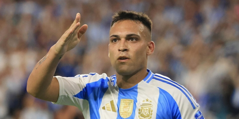 Lautaro, doppietta al Perù e retroscena: "Perché ho abbracciato Messi"