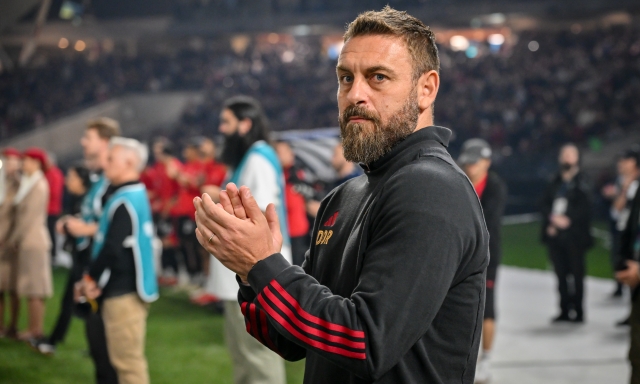 Entusiasmo De Rossi: "Sono fisso a Trigoria. Roma da migliorare"