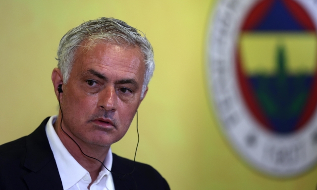 Mourinho, voltafaccia all'Italia: "Azzurri senza talento, la Roma non gioca per vincere"