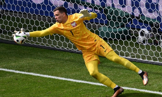 Szczesny incanta, la Juve lo vende: sempre più vicino all'Al Nassr, Giuntoli stringe per Di Gregorio