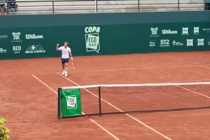 Video, Forlan tennista nel circuito ITF Challenger: è nei quarti a Lima