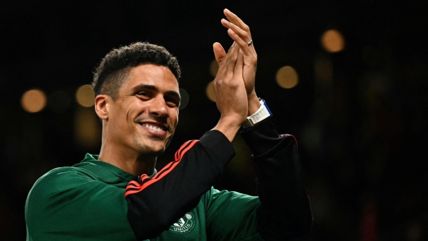 LIVE Mercato: Como, Varane più di un'idea. Nicola in arrivo al Cagliari