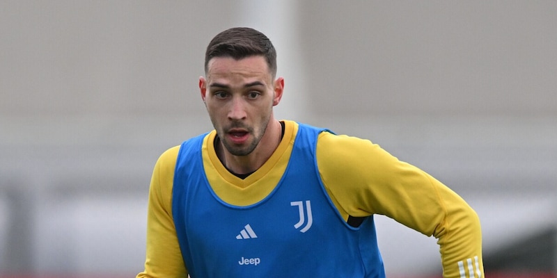 Juve, De Sciglio si sfoga sui social dopo la non convocazione: