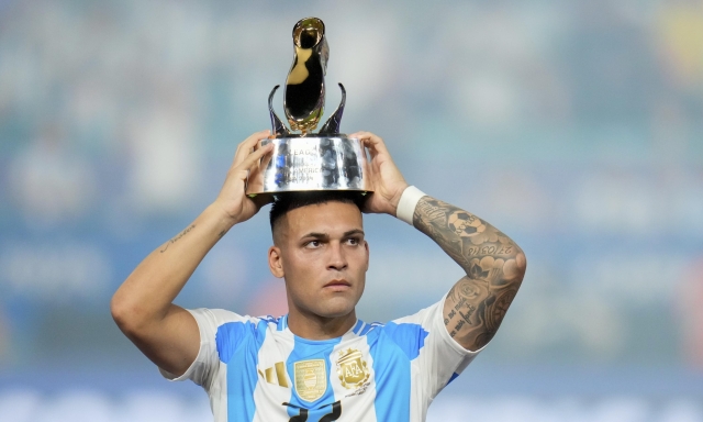 Lautaro può davvero vincere il Pallone d'oro? Se lo giocano lui e altri tre