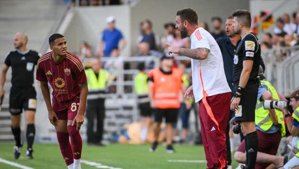 LIVE Roma-Tolosa 0-0: ci prova Dybala, ma la difesa è attenta