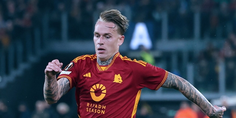 La Roma aspetta il Besiktas per Karsdorp: i turchi in pressing sul giocatore